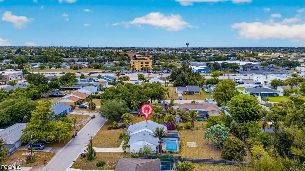 1705 NE 7th Street Cape Coral FL 33909