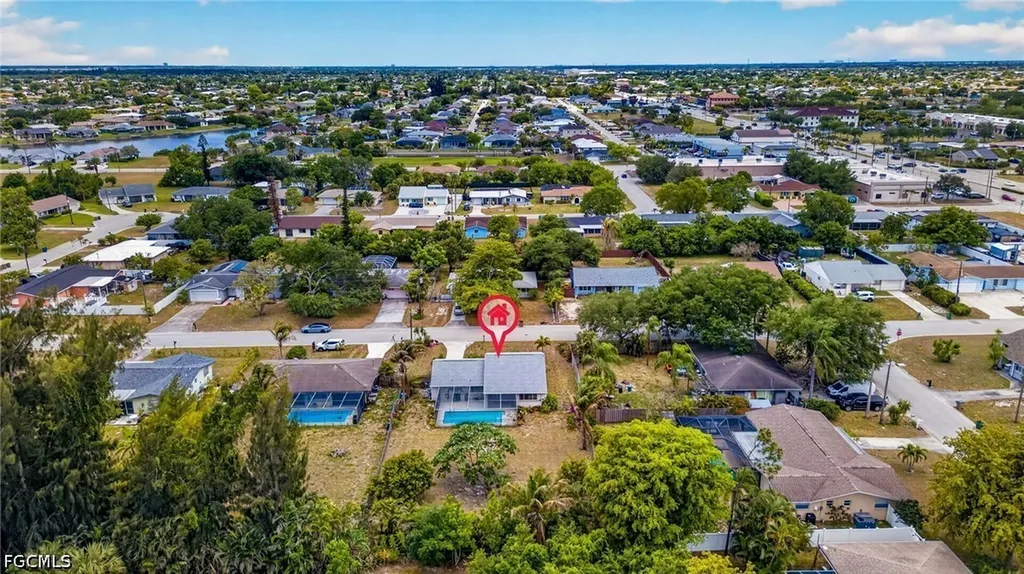 1705 NE 7th Street Cape Coral FL 33909