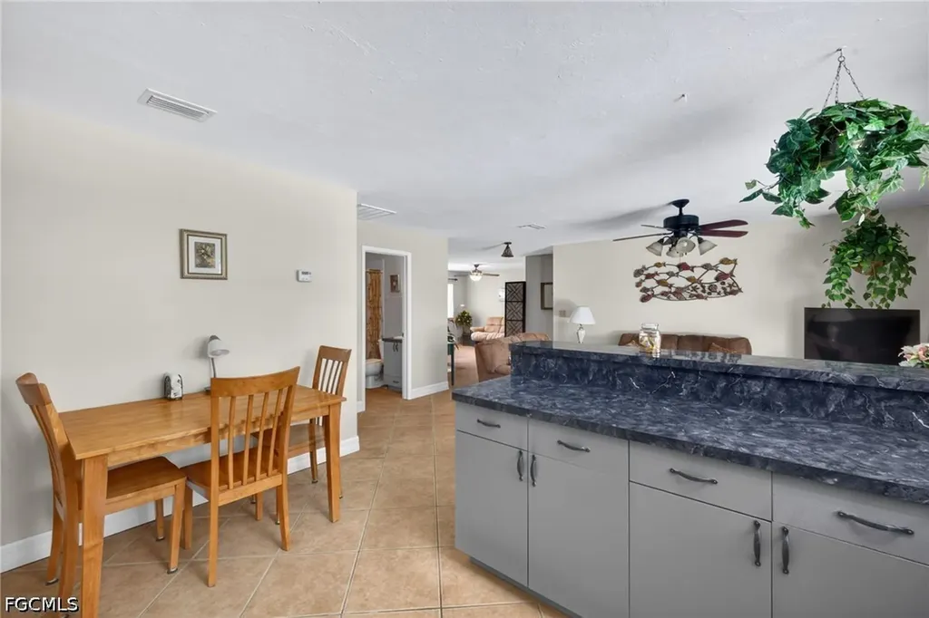 1705 NE 7th Street Cape Coral FL 33909
