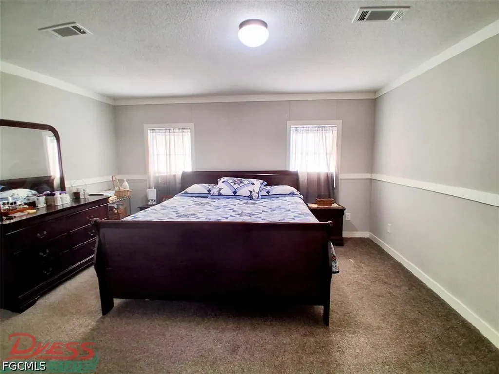 545 S Trebol Street Clewiston FL 33440