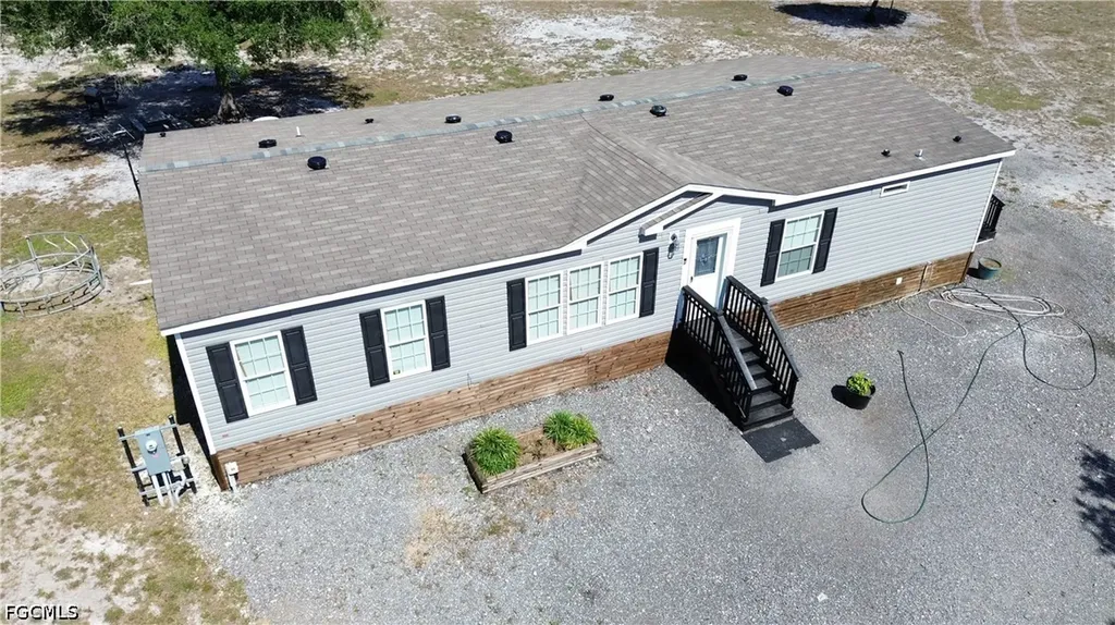 545 S Trebol Street Clewiston FL 33440
