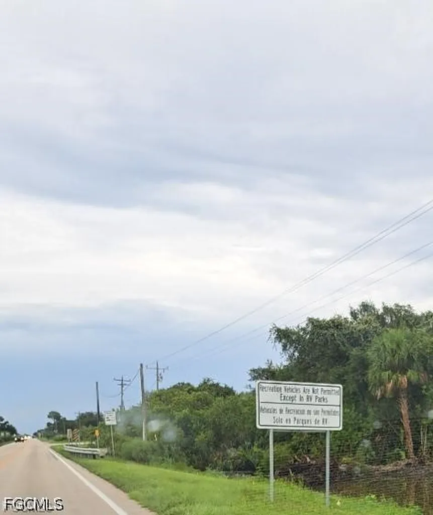 545 S Trebol Street Clewiston FL 33440