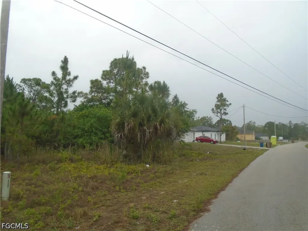 719 Crestline Avenue S Lehigh Acres FL 33974