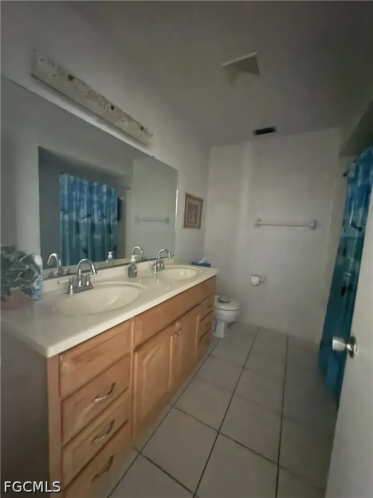 619 SE 47th Street Cape Coral FL 33904