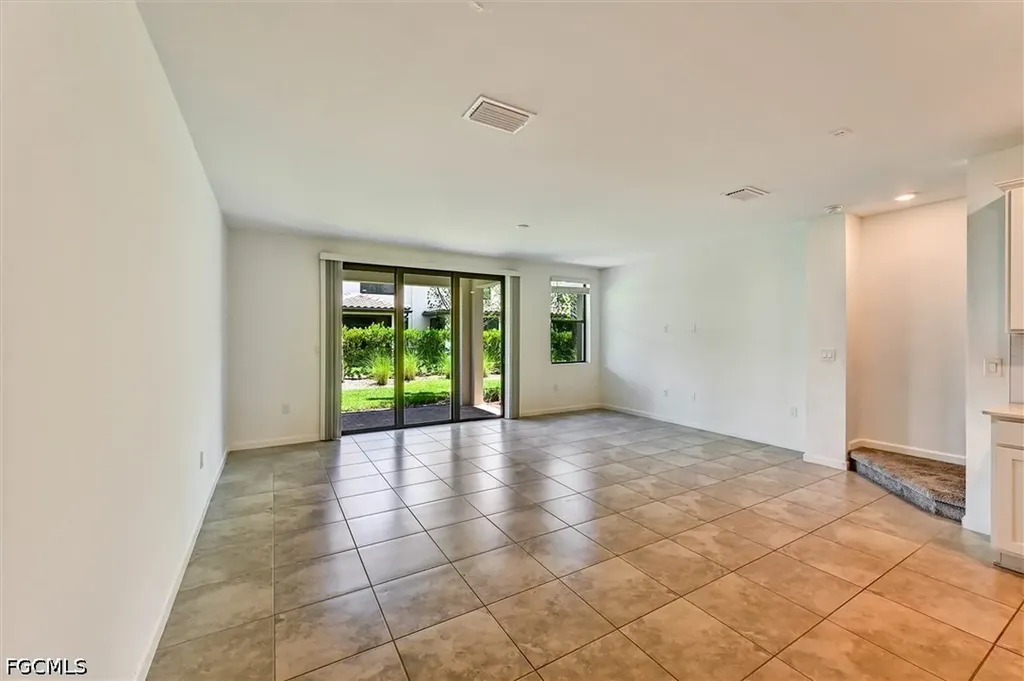 1519 Lake Jessup Circle Cape Coral FL 33909