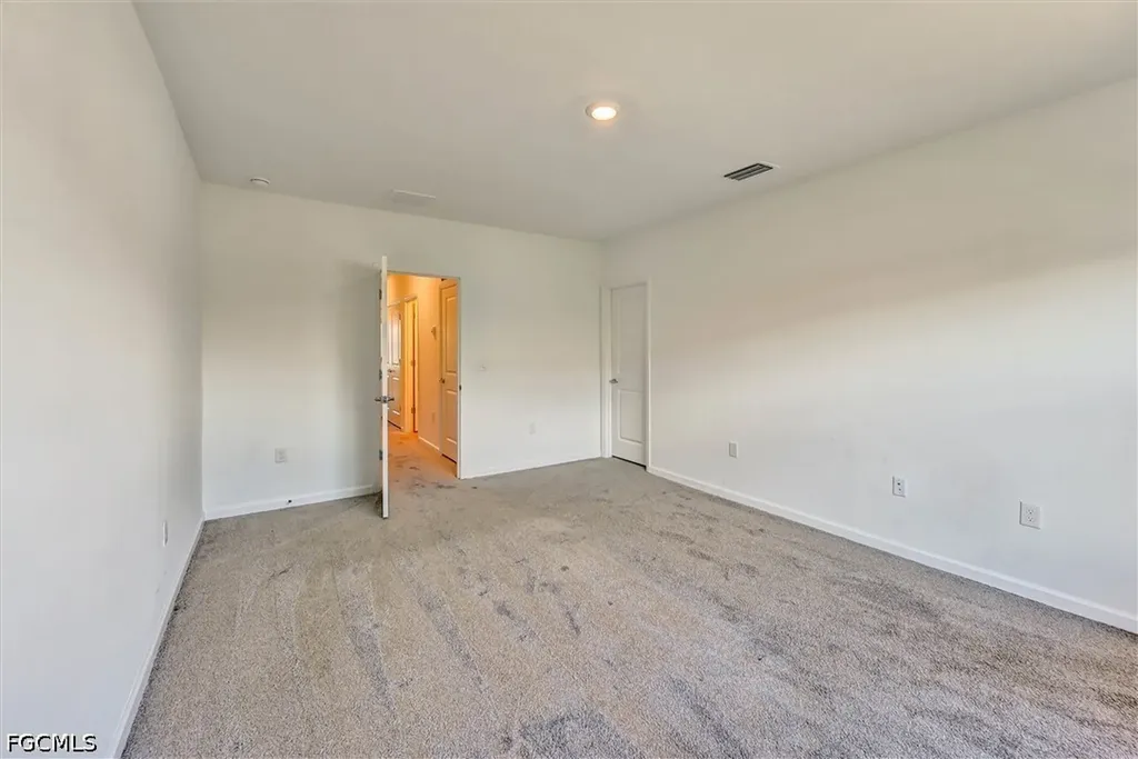 1519 Lake Jessup Circle Cape Coral FL 33909