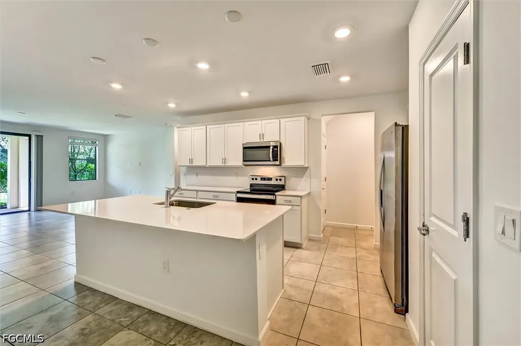 1519 Lake Jessup Circle Cape Coral FL 33909