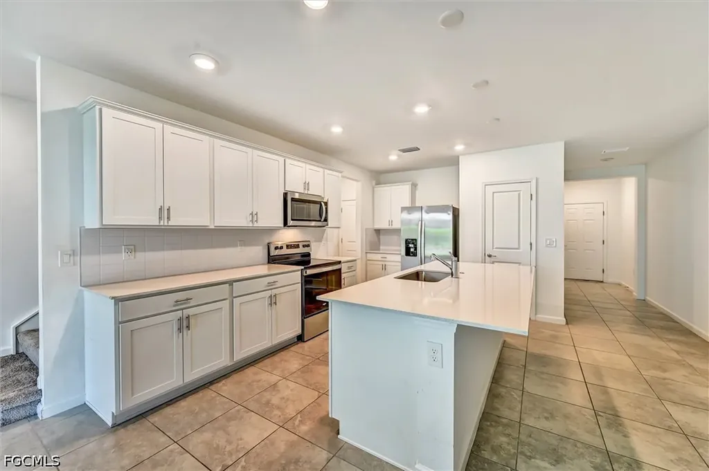 1519 Lake Jessup Circle Cape Coral FL 33909