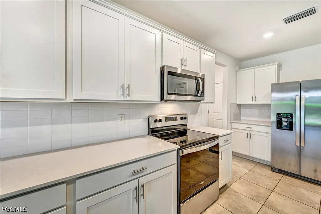 1519 Lake Jessup Circle Cape Coral FL 33909