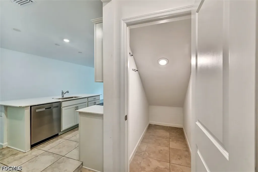 1519 Lake Jessup Circle Cape Coral FL 33909