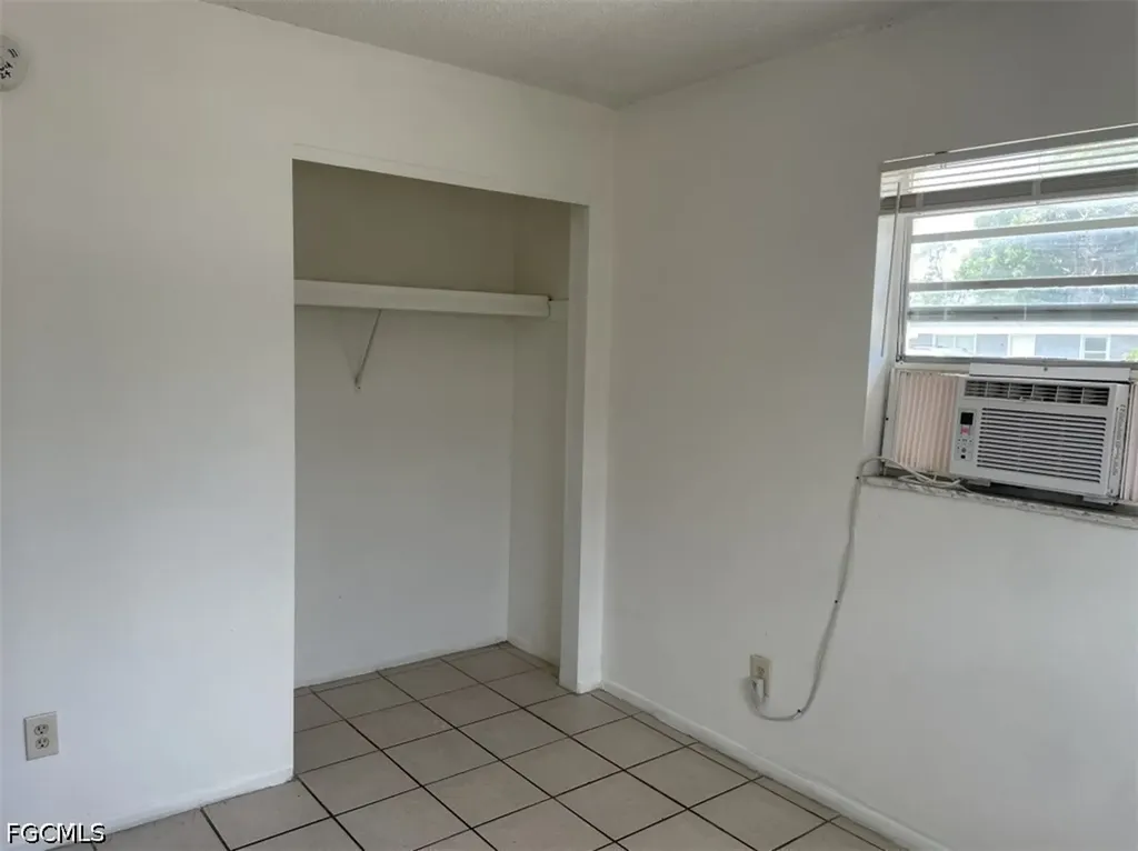 5621/5623 Fourth Avenue Fort Myers FL 33907
