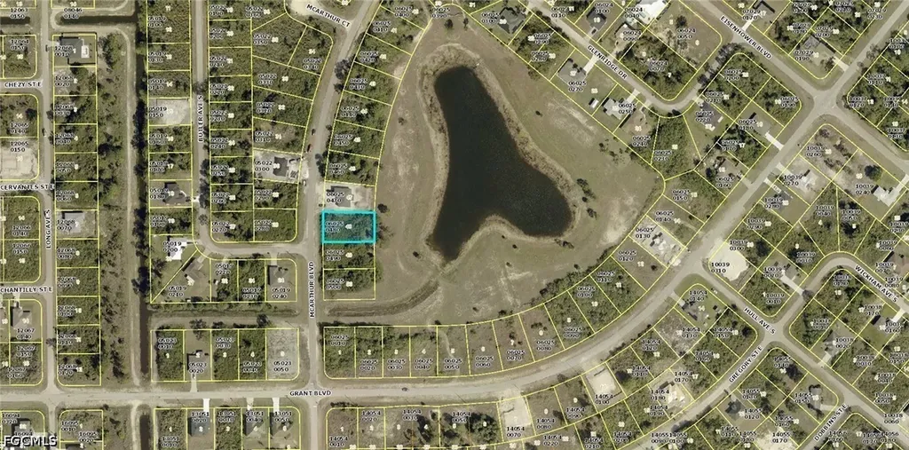 385 Mcarthur Boulevard Lehigh Acres FL 33974