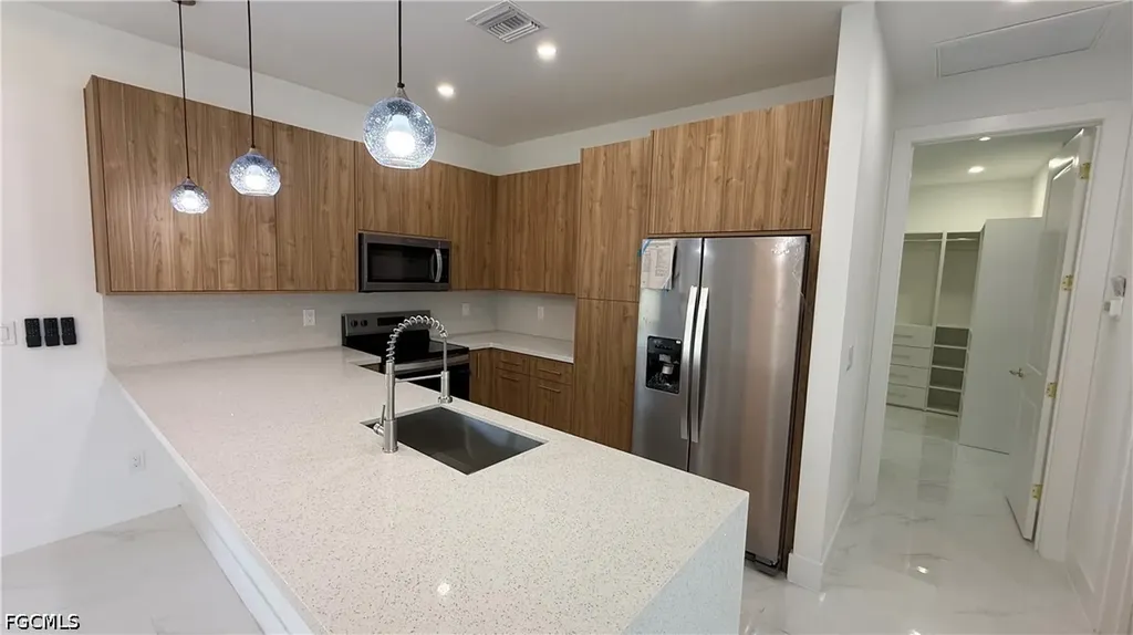 225 Chiquita Boulevard N Cape Coral FL 33993