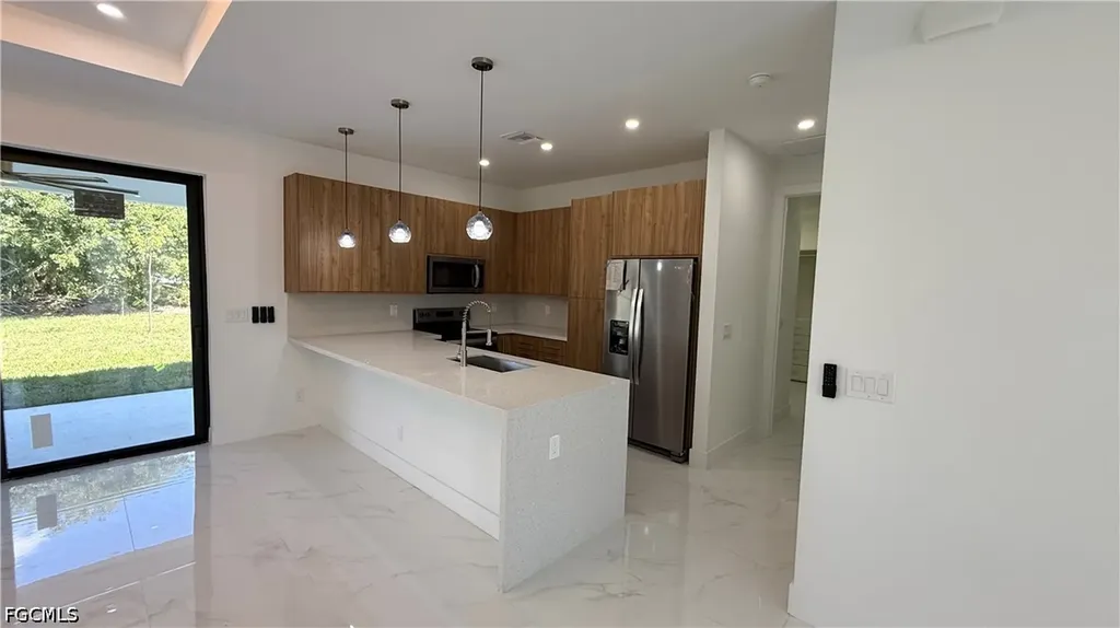 225 Chiquita Boulevard N Cape Coral FL 33993