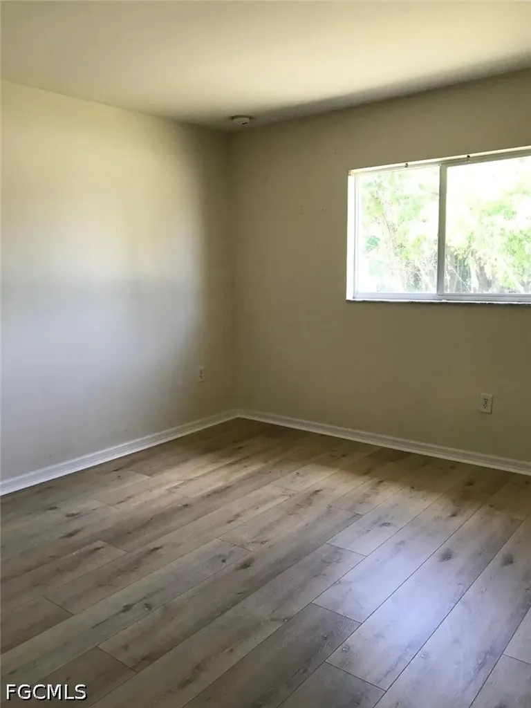 2323 NE 26th Street Cape Coral FL 33909