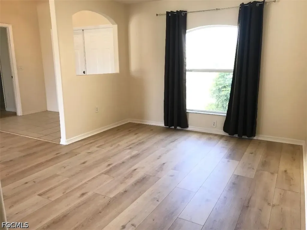 2323 NE 26th Street Cape Coral FL 33909