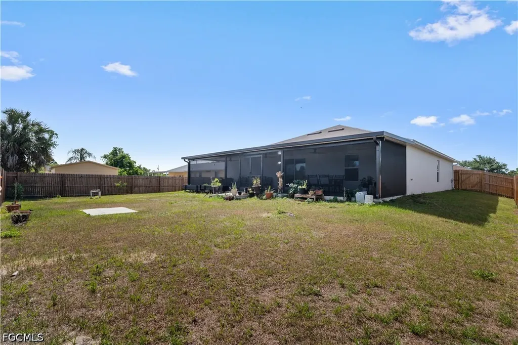 2706 9th Street SW Lehigh Acres FL 33976