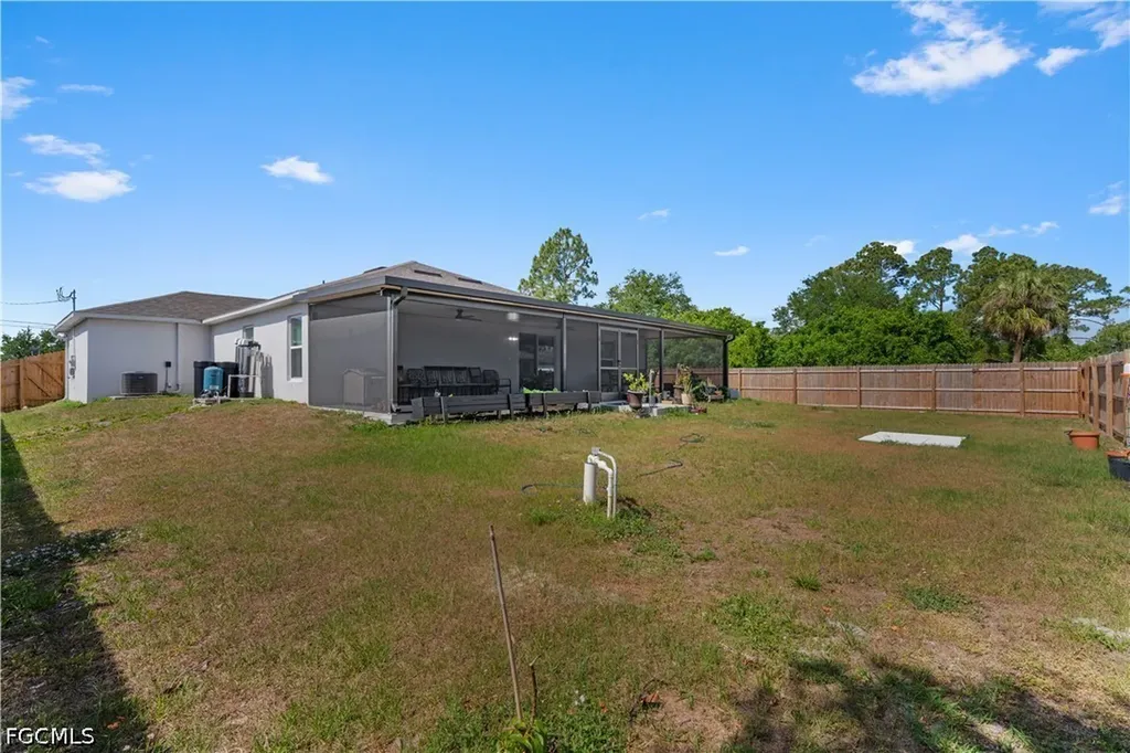 2706 9th Street SW Lehigh Acres FL 33976