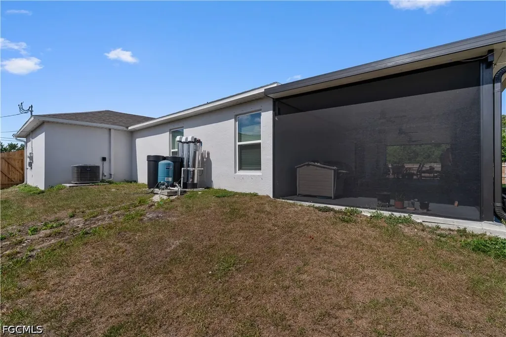 2706 9th Street SW Lehigh Acres FL 33976