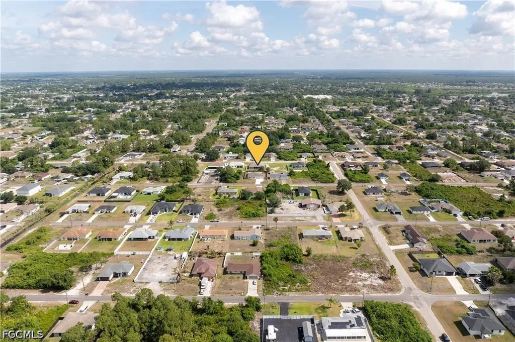 2706 9th Street SW Lehigh Acres FL 33976