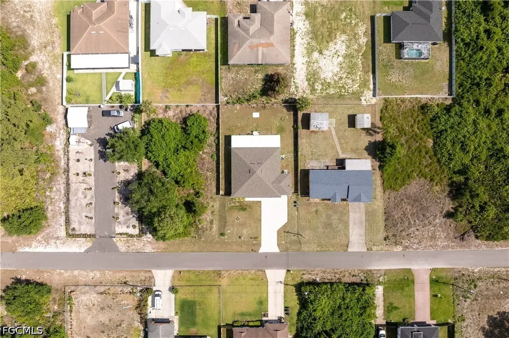 2706 9th Street SW Lehigh Acres FL 33976