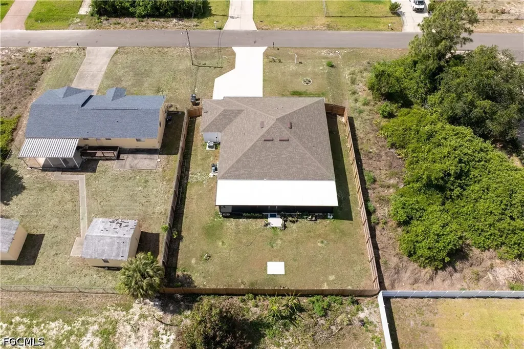 2706 9th Street SW Lehigh Acres FL 33976