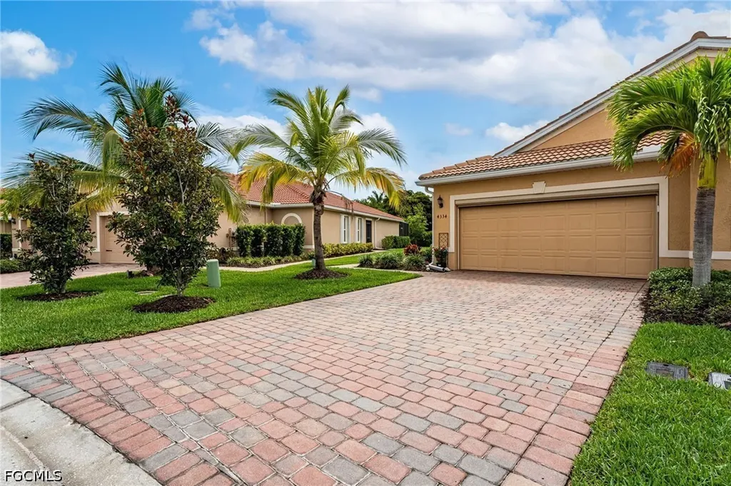 4334 Dutchess Park Road Fort Myers FL 33916