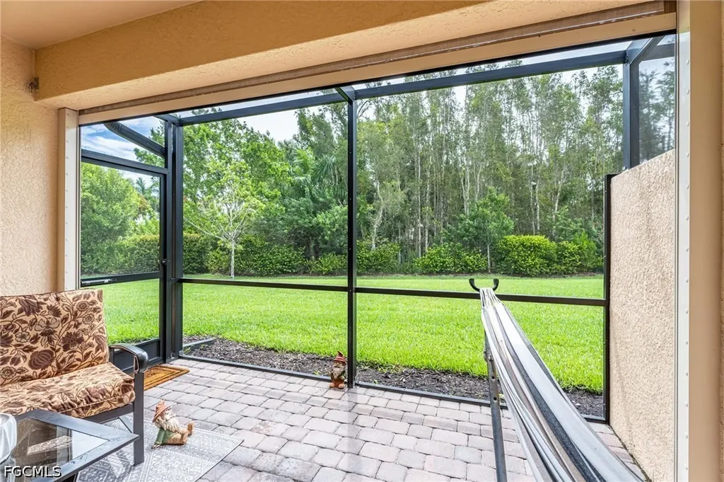 4334 Dutchess Park Road Fort Myers FL 33916