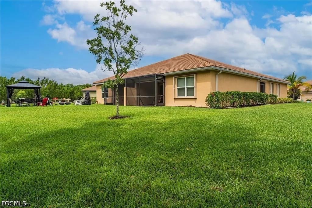 4334 Dutchess Park Road Fort Myers FL 33916