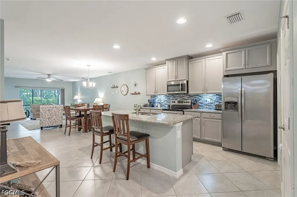 4334 Dutchess Park Road Fort Myers FL 33916