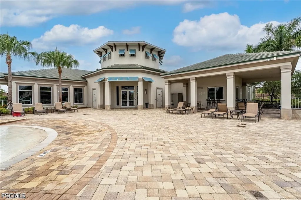4334 Dutchess Park Road Fort Myers FL 33916