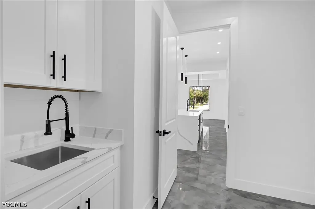 490 Christopher Court Labelle FL 33935