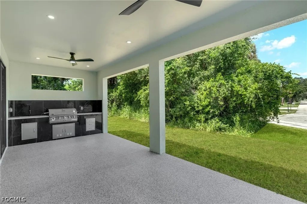 490 Christopher Court Labelle FL 33935