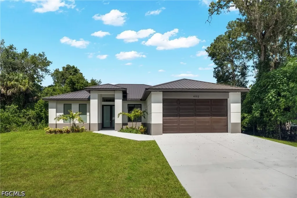 490 Christopher Court Labelle FL 33935