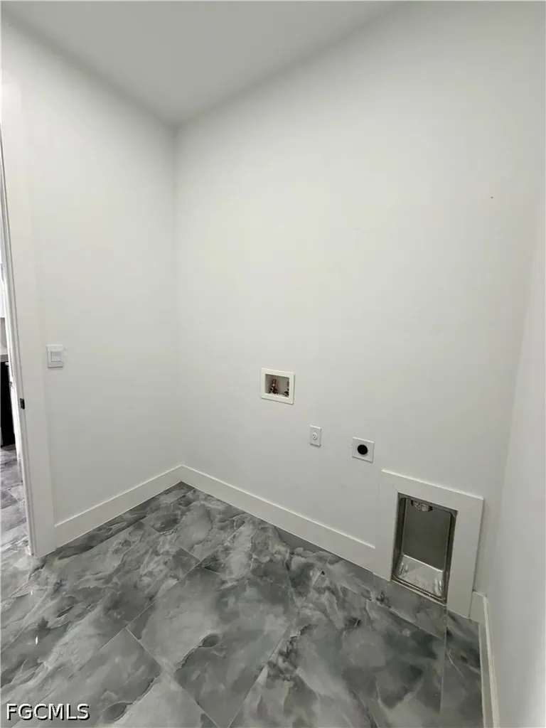 490 Christopher Court Labelle FL 33935