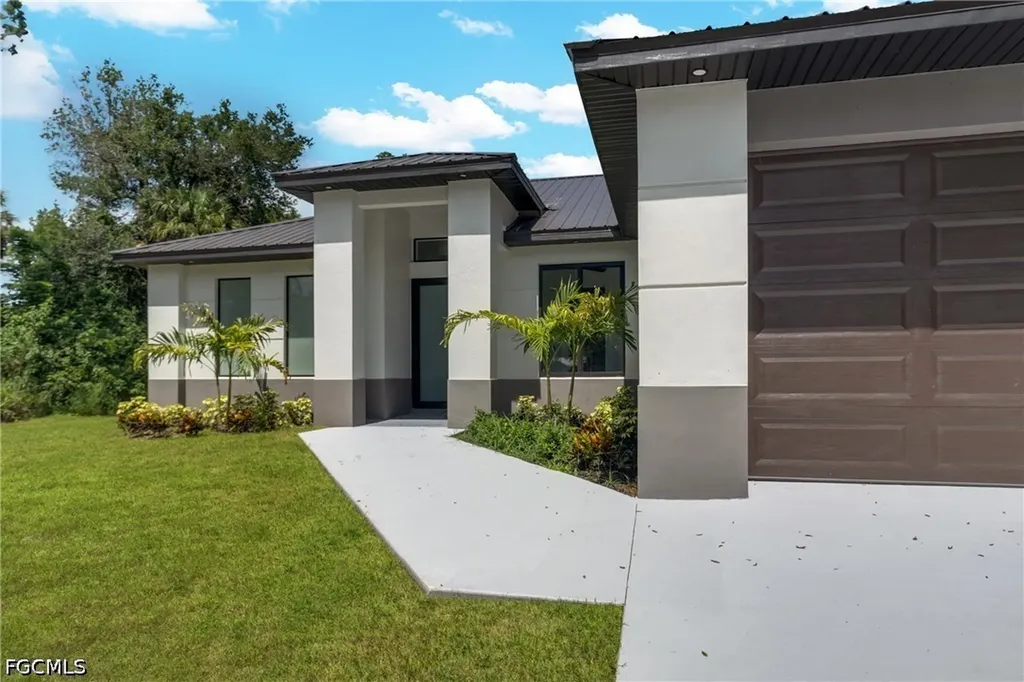 490 Christopher Court Labelle FL 33935