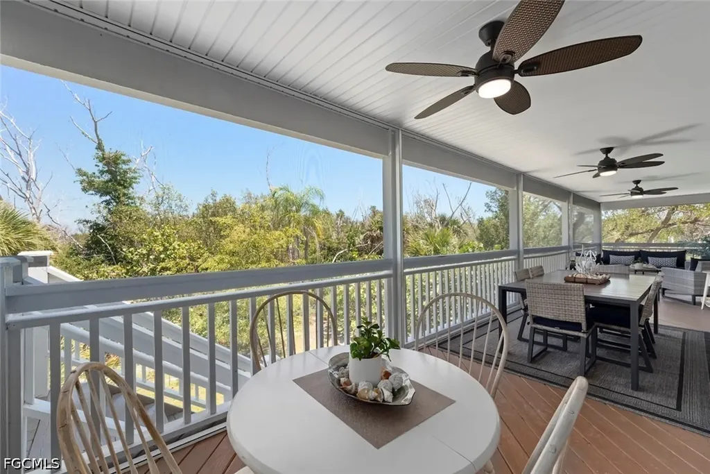 207 Daniel Drive Sanibel FL 33957