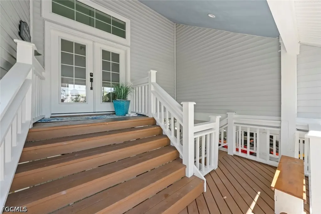 207 Daniel Drive Sanibel FL 33957