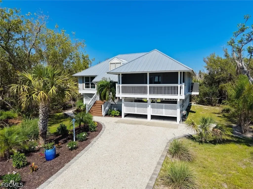 207 Daniel Drive Sanibel FL 33957