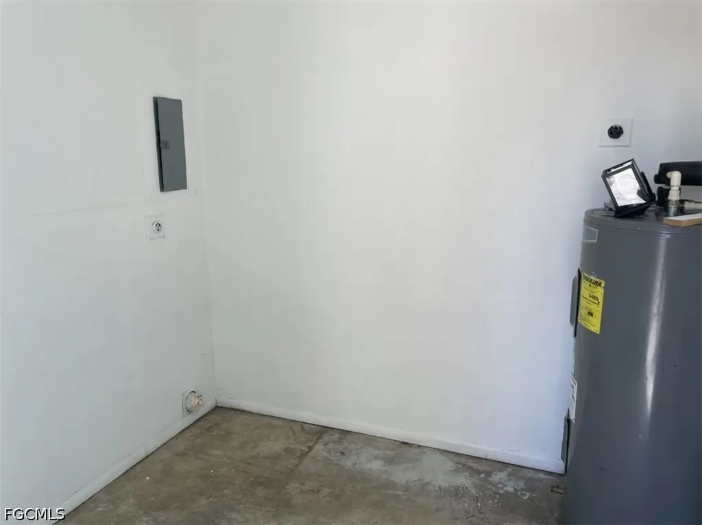 5625/5627 Fourth Avenue Fort Myers FL 33907