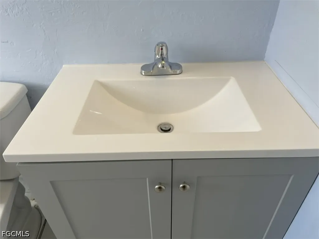 5625/5627 Fourth Avenue Fort Myers FL 33907