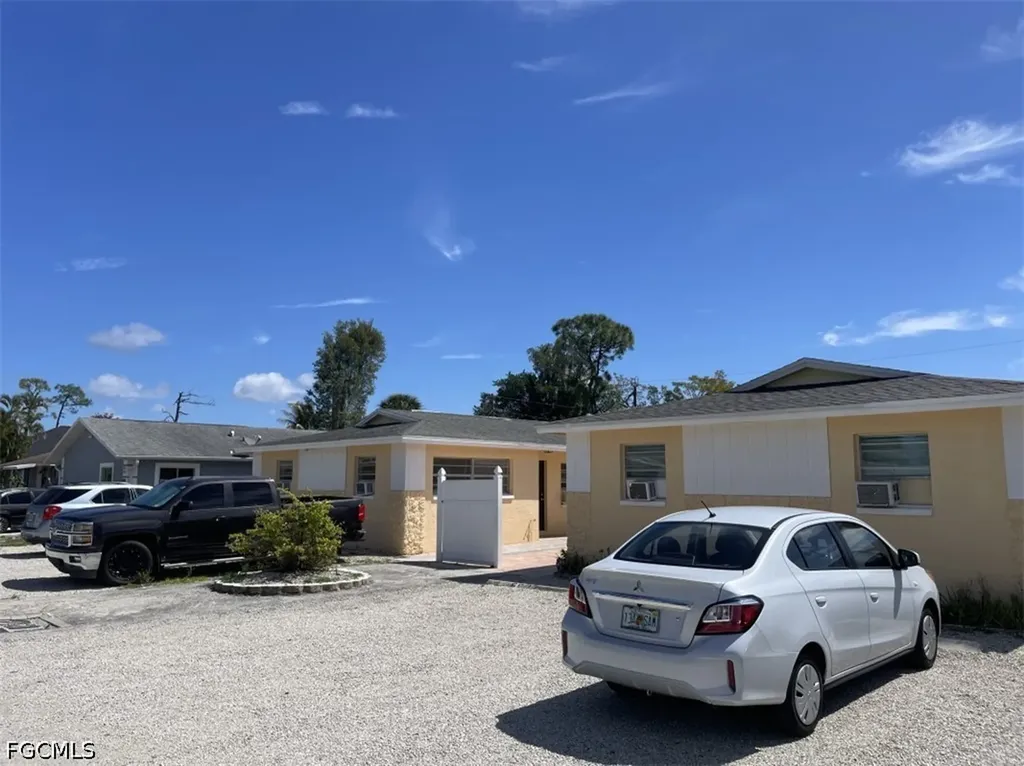 5625/5627 Fourth Avenue Fort Myers FL 33907