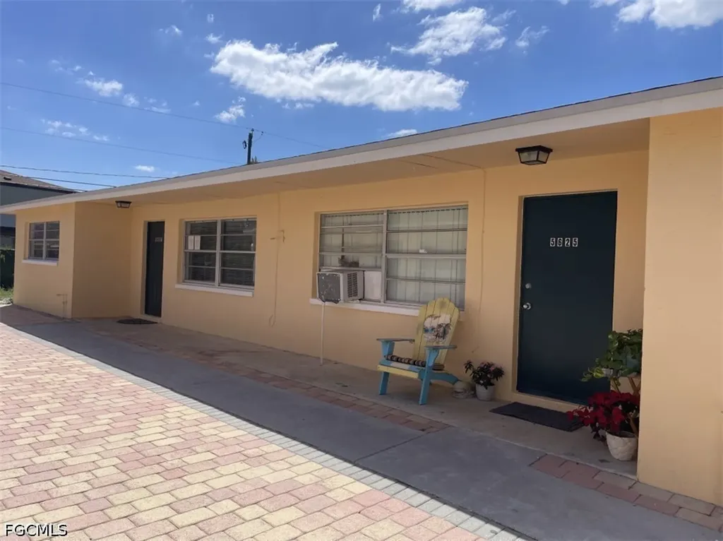 5625/5627 Fourth Avenue Fort Myers FL 33907