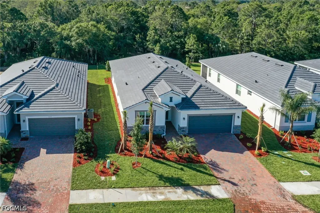 3314 Weston Manor Drive Alva FL 33920