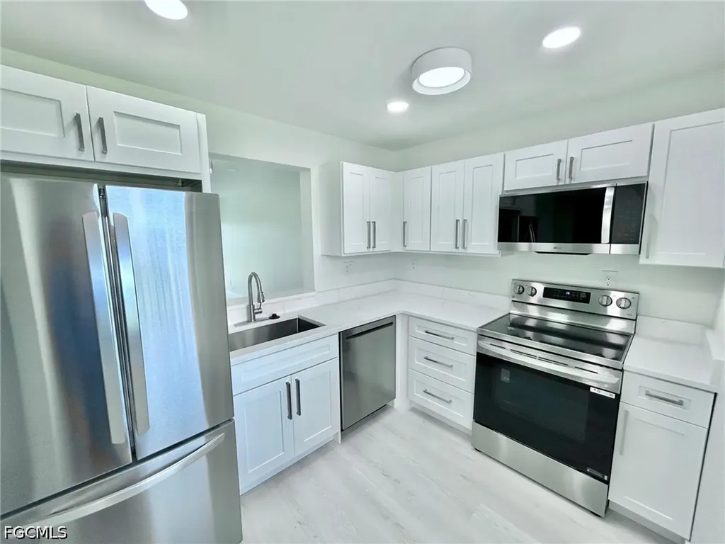 6220 Augusta Drive Fort Myers FL 33907