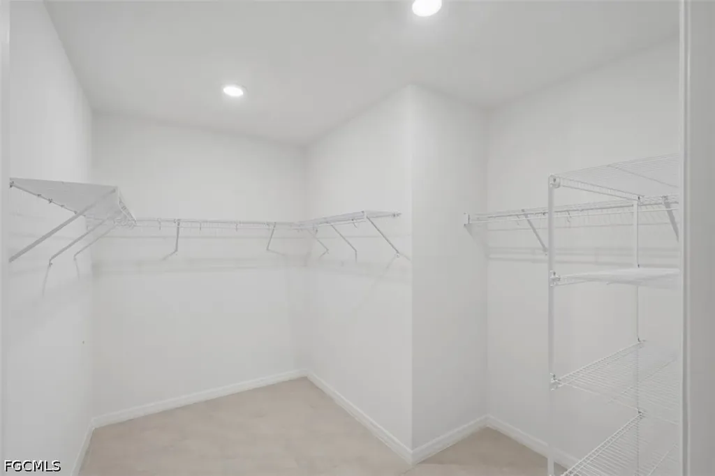 247 Lakeside Breeze Way Lehigh Acres FL 33936