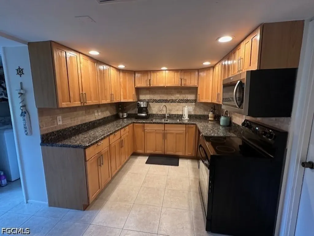 4815 Bluefish Court Fort Myers FL 33919