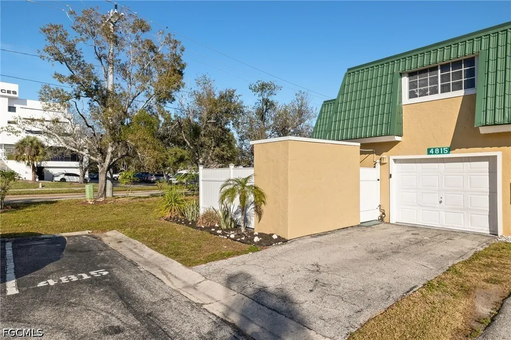 4815 Bluefish Court Fort Myers FL 33919
