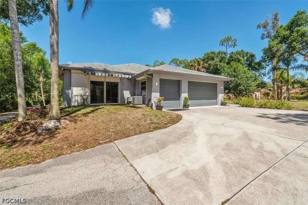 15985 Briarcliff Lane Fort Myers FL 33912