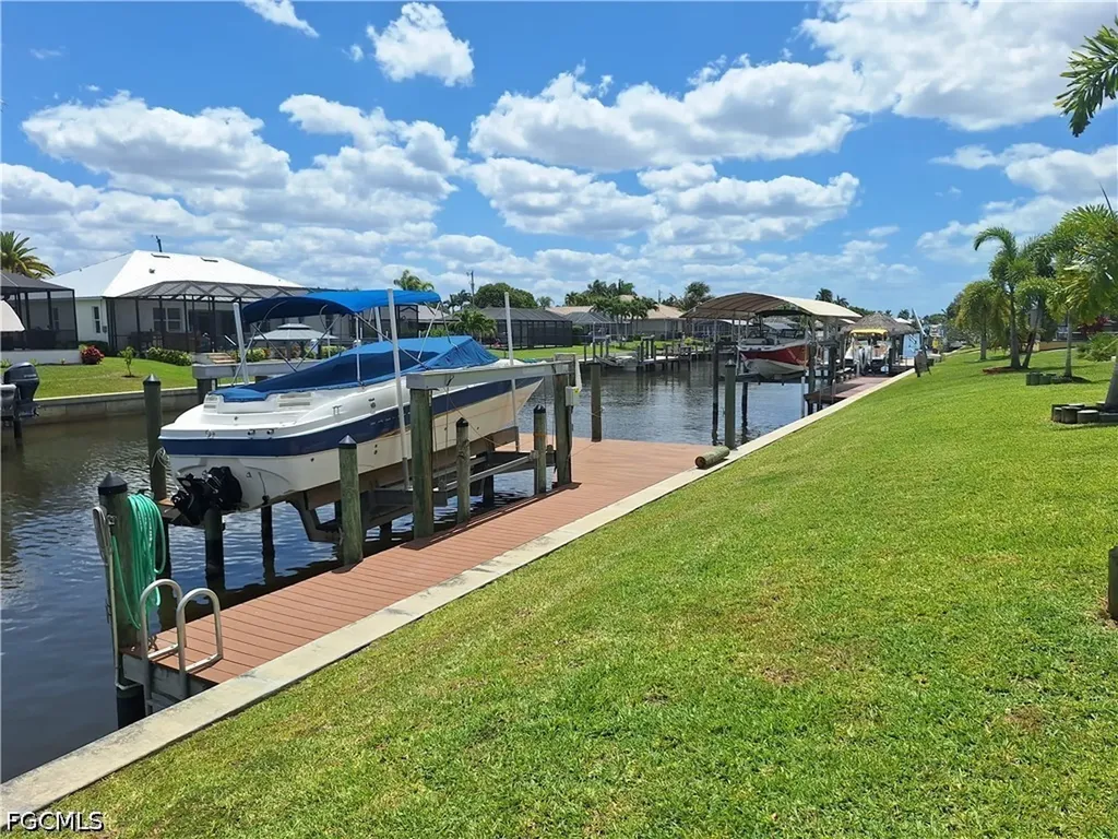 3413 SE 18th Avenue Cape Coral FL 33904